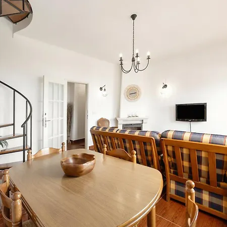 Luzimar Duplex 아파트 *